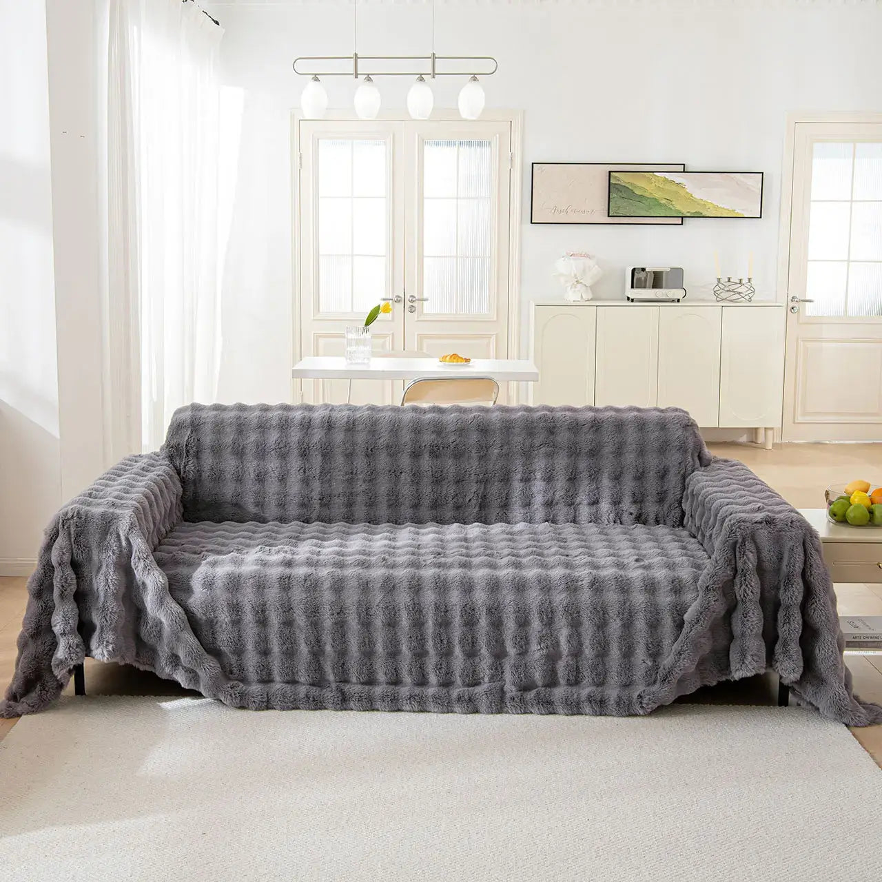 Image of Couverture canapé en Peluche gris foncé style cosy – intérieur chaleureux