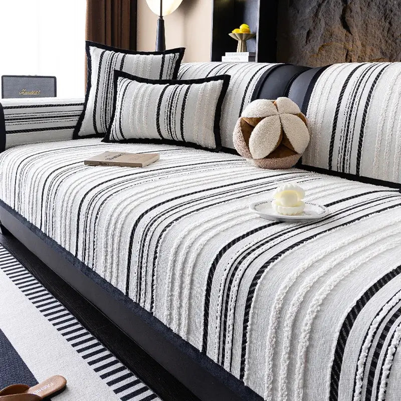 Image of Couverture canapé patchwork noir design – plaid décoratif et confortable