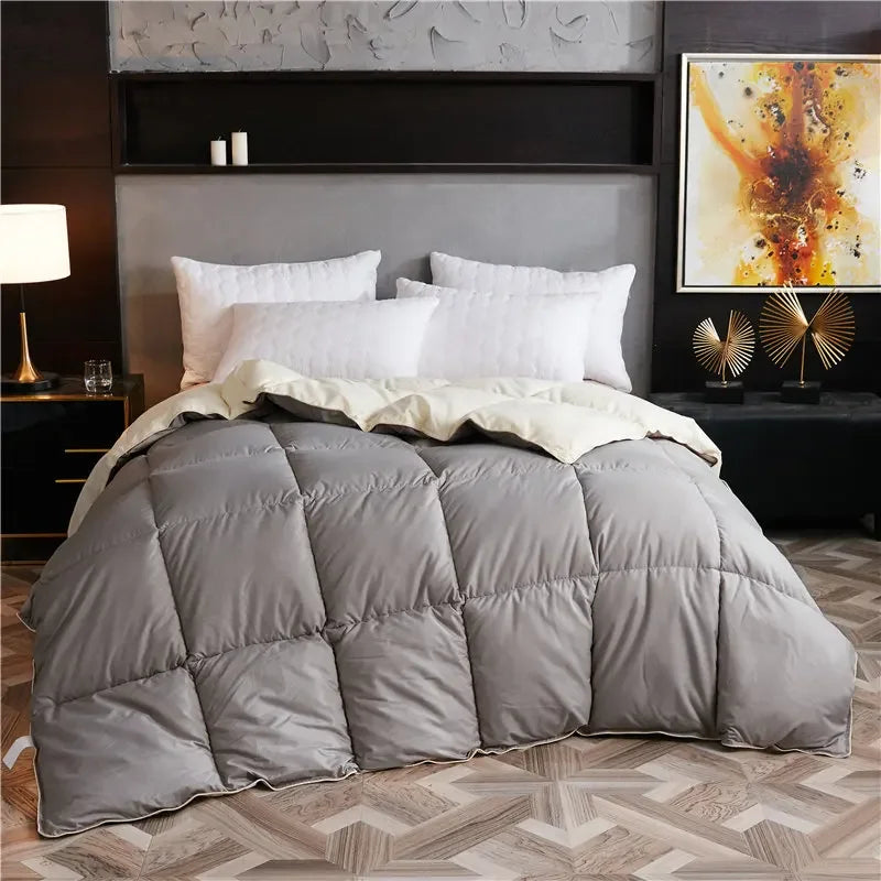Couverture de lit en duvet gris clair