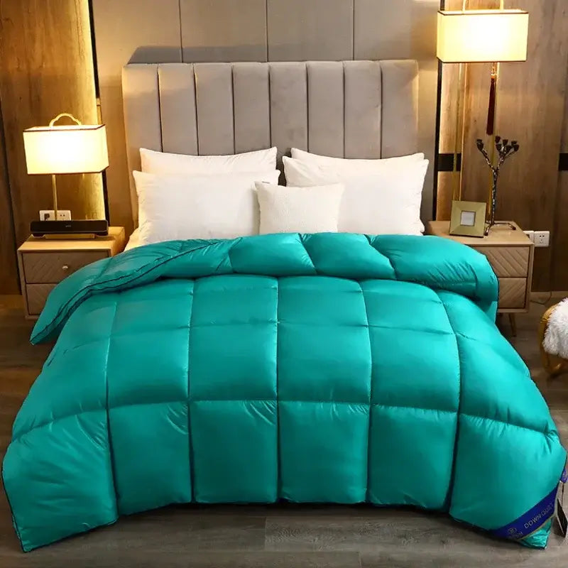 Image of Couverture de lit en duvet vert cosy pour lit double – texture douce