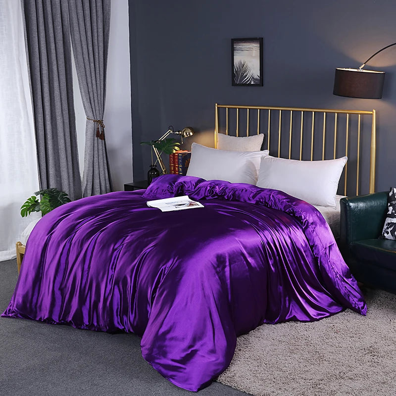 Couverture en satin violet