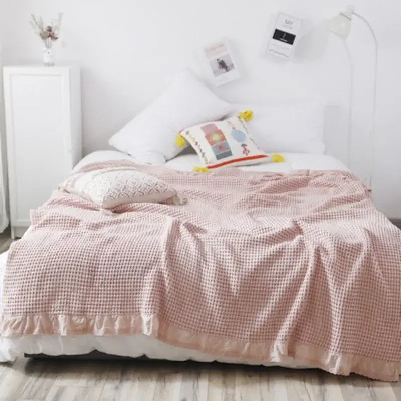 Image of Couverture lit gaufrée en coton rose– élégance chambre