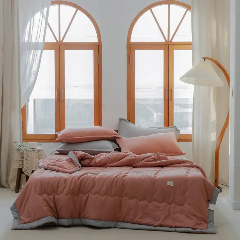 Couverture lit matelassé pour l'été rouge