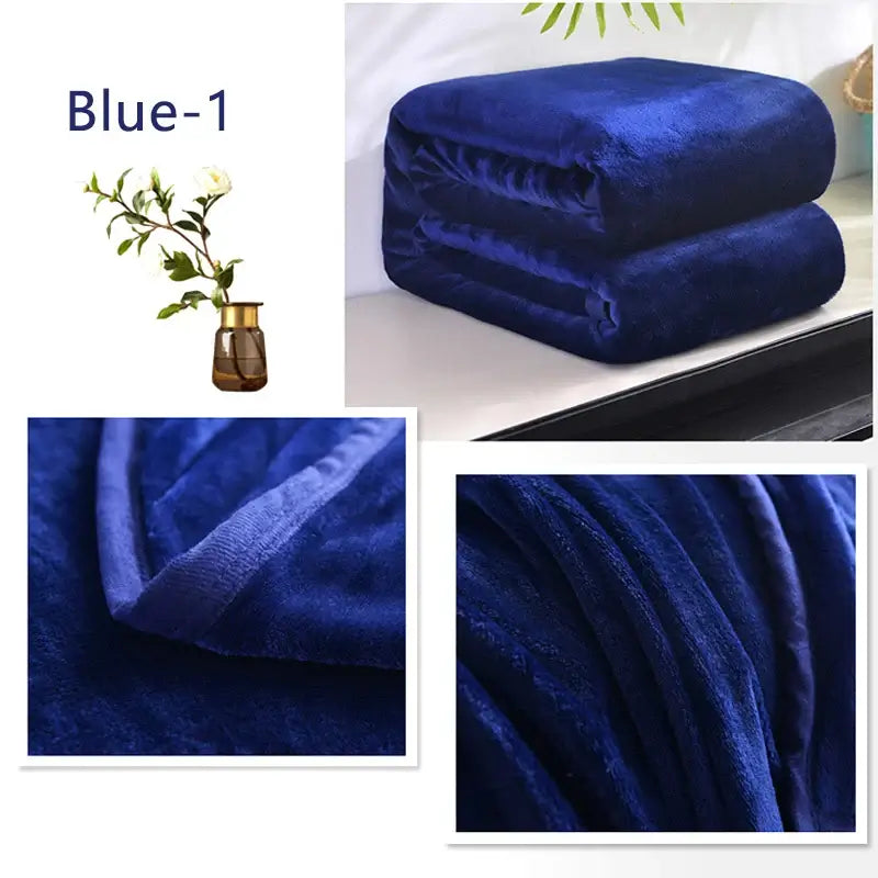 Image of Couverture polaire en flanelle bleu foncé pour lit double – texture douce