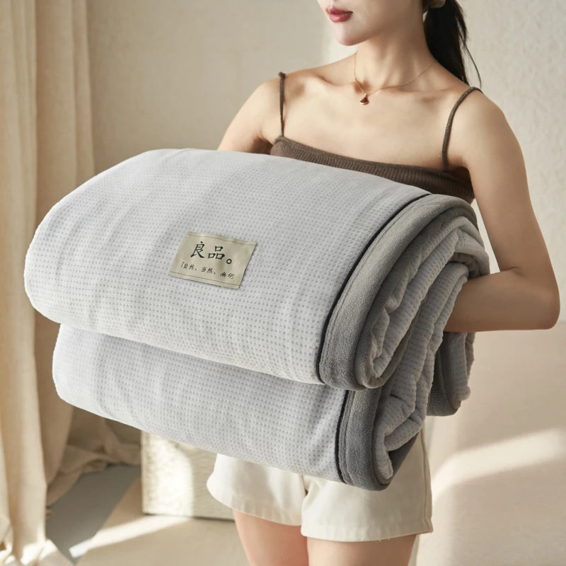 Couverture polaire en velours gris